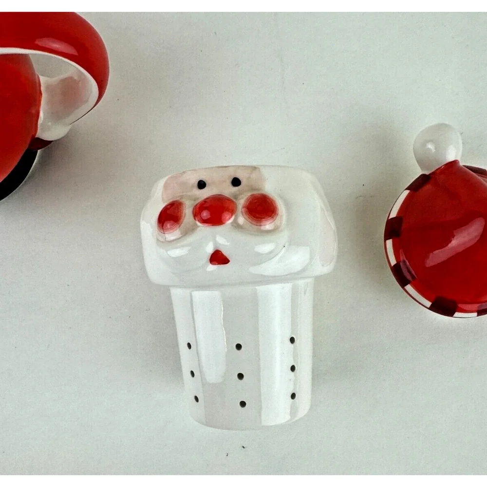 Pier 1 christmas Infuser Tea Santa Christmas Ho Ho Ho Saint Nick Red White Mug